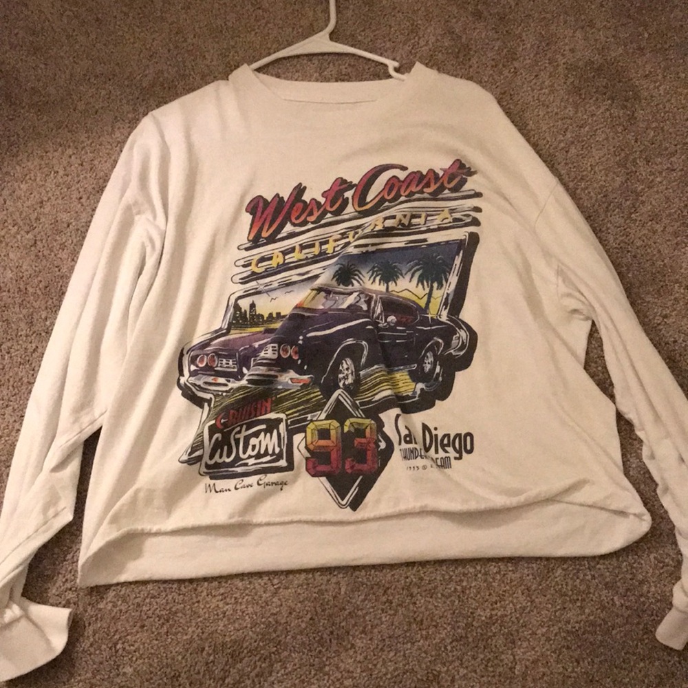 Brandy melville west coast long sleeve top